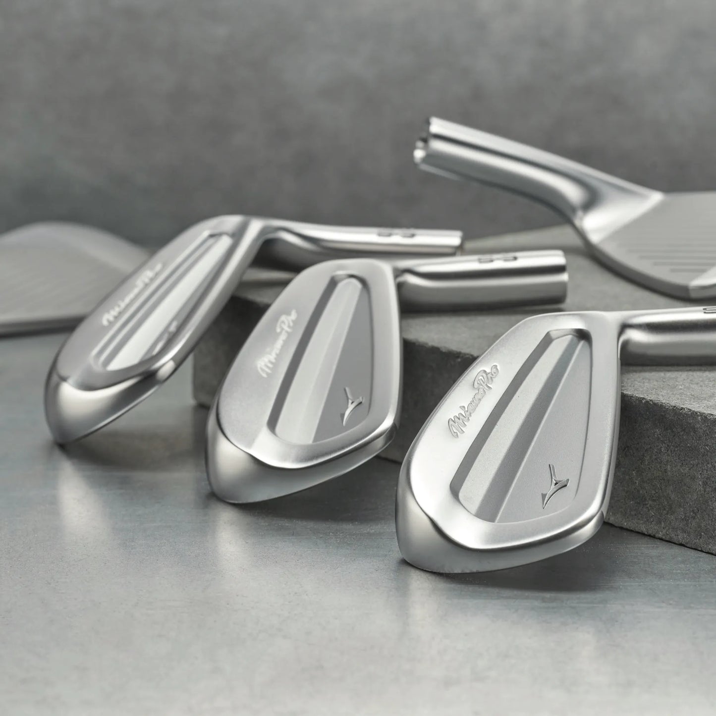 Mizuno Pro S-3 Golf Irons - Steel
